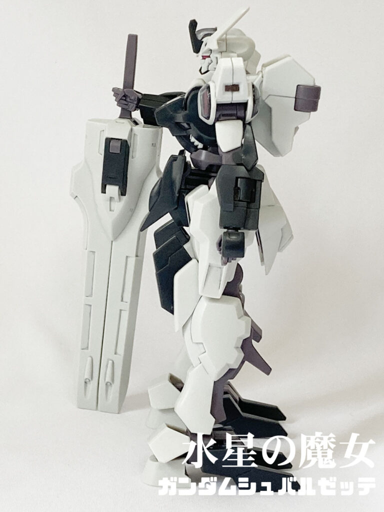 HG 1/144 ガンダムシュバルゼッテ横