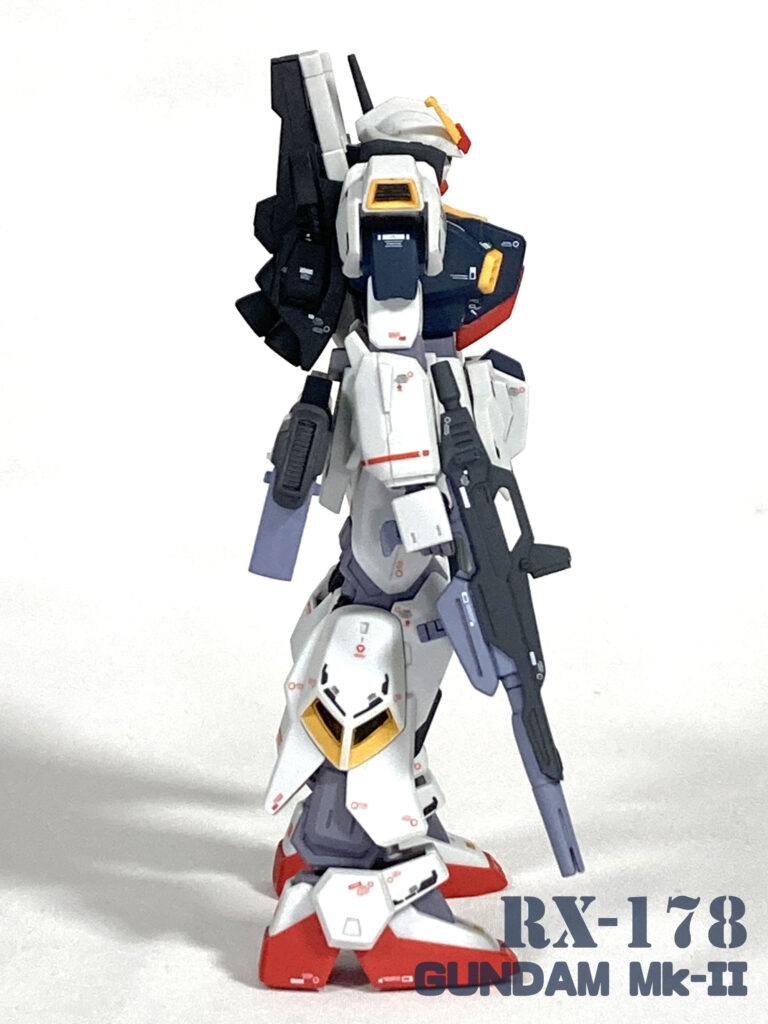 ガンダムMk-Ⅱ右側面